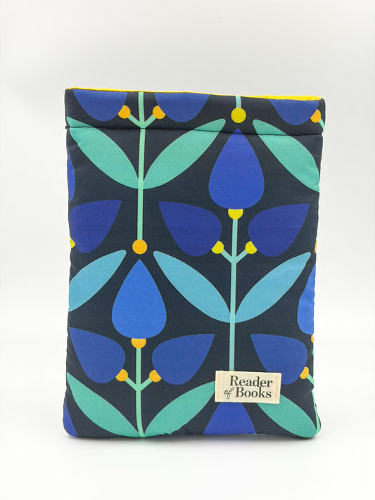 Tulip Book Sleeve